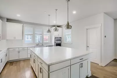 7024 119th Way NE #A, Kirkland, WA 98033 - Photo 5