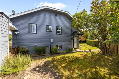 105 Wells Ave N, Renton, WA 98057 - Photo 19