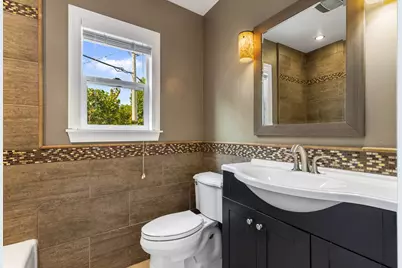 105 Wells Ave N, Renton, WA 98057 - Photo 9