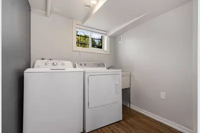 105 Wells Ave N, Renton, WA 98057 - Photo 17
