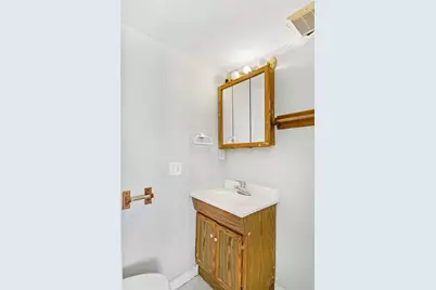 12718 5th Avenue NE, Seattle, WA 98125 - Photo 11