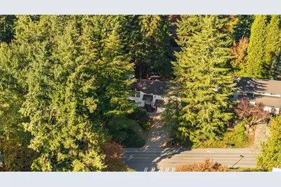 21810 NE 16th Street, Sammamish, WA 98074 - Photo 37