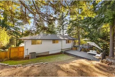 21810 NE 16th Street, Sammamish, WA 98074 - Photo 31