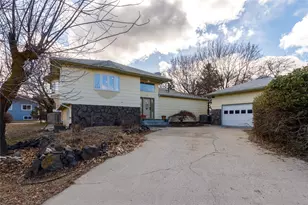 200 Sunny Dr, Electric City, WA 99123 - Photo 1