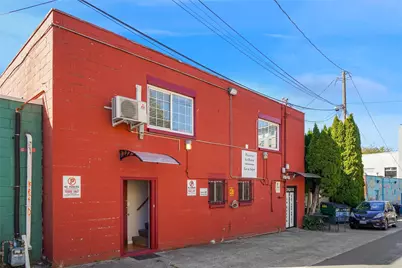 8404 Greenwood Avenue N #1/2, Seattle, WA 98103 - Photo 23