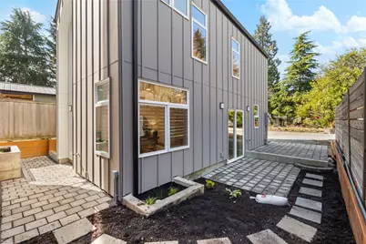 2935 39th Avenue SW, Seattle, WA 98116 - Photo 21