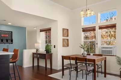 2038 Newport Way NW #11-3, Issaquah, WA 98027 - Photo 15