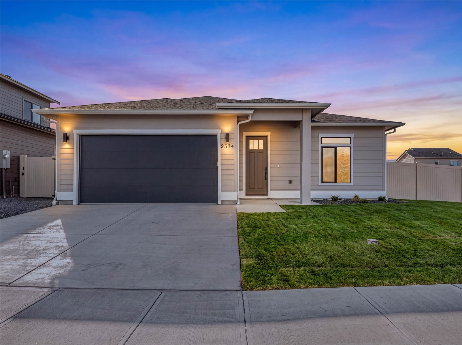 2534 5th St SE, East Wenatchee, WA 98802 - MLS 2596720 - Coldwell Banker