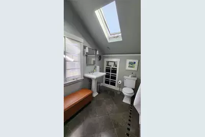 1210 25th Avenue E, Seattle, WA 98112 - Photo 7