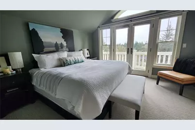 1210 25th Avenue E, Seattle, WA 98112 - Photo 9