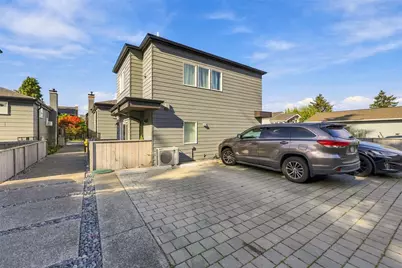 2562 56th Avenue SW, Seattle, WA 98116 - Photo 25