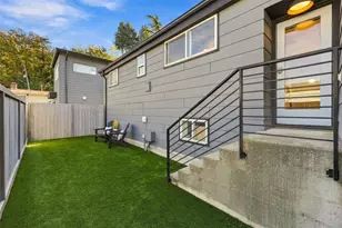 2562 56th Ave SW, Seattle, WA 98116 - Photo 23