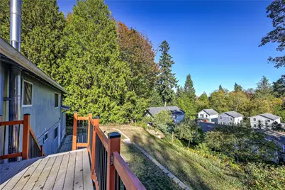 18770 2nd Avenue NE, Suquamish, WA 98392 - Photo 15