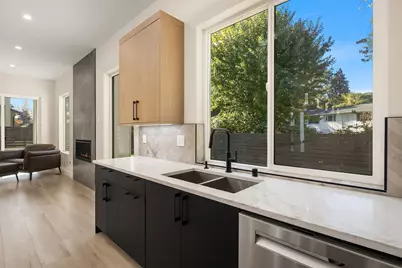 14635 27th Lane S, SeaTac, WA 98168 - Photo 11