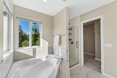 5722 Hillpointe Cir, Lynnwood, WA 98037 - Photo 29