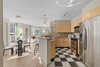 1100 106th Avenue NE #703, Bellevue, WA 98004 - Photo 11