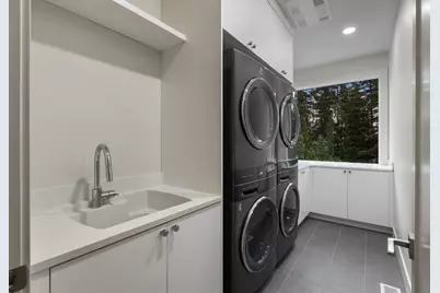 6020 175th Court SE, Bellevue, WA 98006 - Photo 35