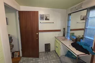 18302 N Evanston Ave, Shoreline, WA 98133 - Photo 3