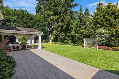 2042 77th Avenue NE, Medina, WA 98039 - Photo 29