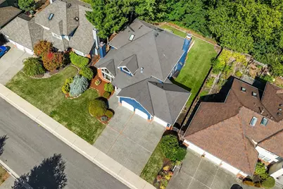 26038 SE 38th Street, Sammamish, WA 98029 - Photo 31