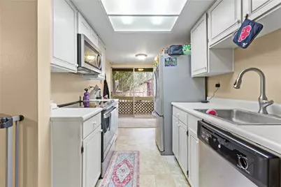 7425 Ruby Drive SW #E14, Lakewood, WA 98498 - Photo 5