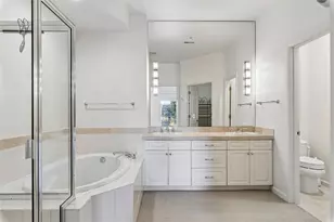 10015 NE 4th St, Bellevue, WA 98004 - Photo 15