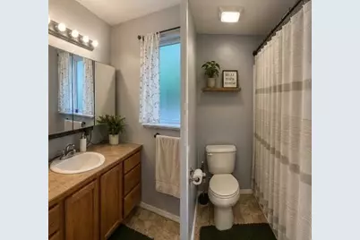 401 E Lakeshore Drive, Allyn, WA 98524 - Photo 11