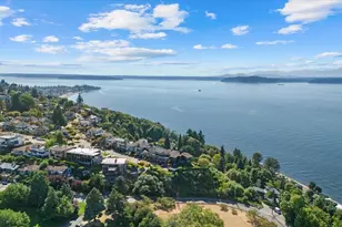 1301 Harbor Ave SW, Seattle, WA 98116 - Photo 31