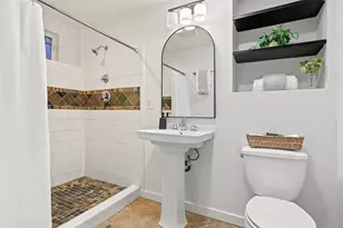 2242 Bonair Pl SW, Seattle, WA 98116 - Photo 27