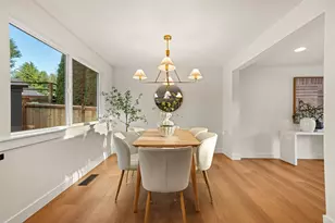 11516 Bartlett Ave NE, Seattle, WA 98125 - Photo 13