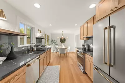 11516 Bartlett Avenue NE, Seattle, WA 98125 - Photo 11