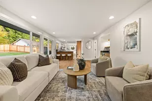 11516 Bartlett Ave NE, Seattle, WA 98125 - Photo 9