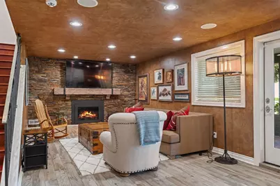 8723 Talbot Road, Edmonds, WA 98026 - Photo 29