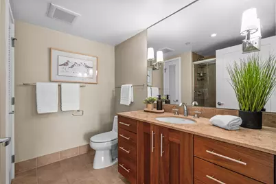 650 Bellevue Way NE #2301, Bellevue, WA 98004 - Photo 19