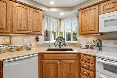 12619 NE 192nd Place, Bothell, WA 98011 - Photo 11