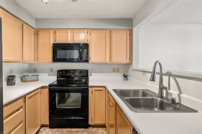 927 132nd Street SW #C2, Everett, WA 98204 - Photo 7