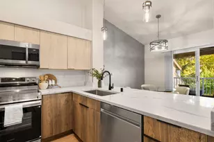 202 Mountain Park Blvd SW, Issaquah, WA 98027 - Photo 1