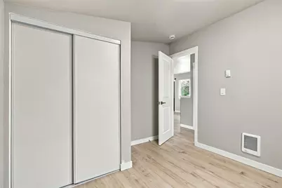 13036 56th Avenue S, Tukwila, WA 98178 - Photo 17