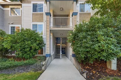 25235 SE Klahanie Boulevard #Q 102, Sammamish, WA 98029 - Photo 1