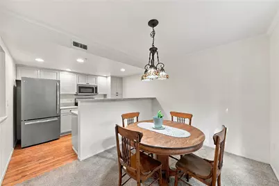 25235 SE Klahanie Boulevard #Q 102, Sammamish, WA 98029 - Photo 11