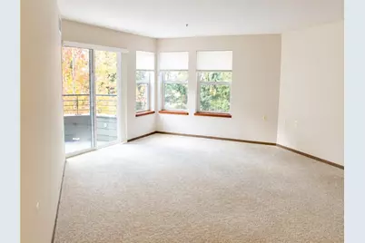 1750 152nd Avenue NE #C305, Bellevue, WA 98007 - Photo 23