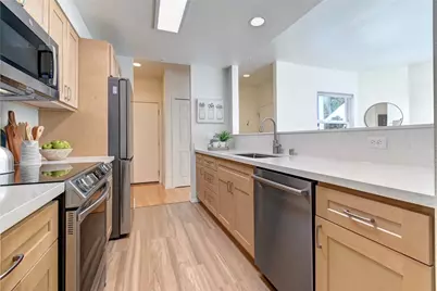 22772 SE 43rd Lane, Issaquah, WA 98029 - Photo 9