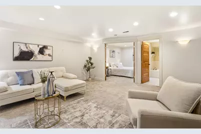17120 NE 2nd Place, Bellevue, WA 98008 - Photo 21