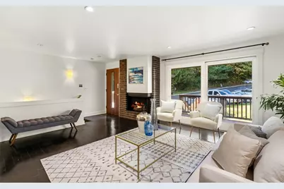 17120 NE 2nd Place, Bellevue, WA 98008 - Photo 5