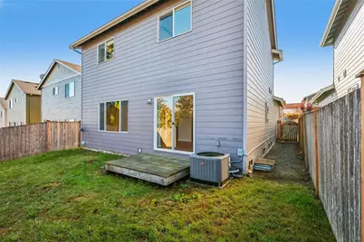 9325 11th Street NE #4, Lake Stevens, WA 98258 - Photo 35