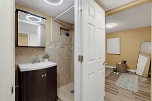 16106 Densmore Ave N, Shoreline, WA 98133 - Photo 31