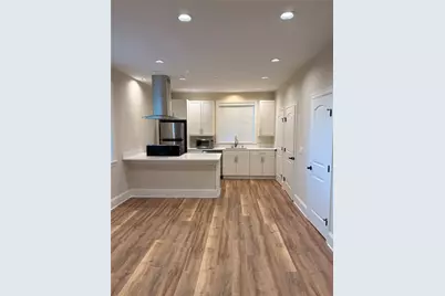 7420 SE 27th Street #B, Mercer Island, WA 98040 - Photo 3