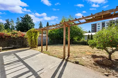829 NE 189th Street, Shoreline, WA 98155 - Photo 3