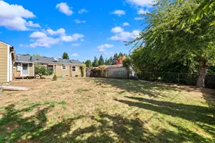 829 NE 189th St, Shoreline, WA 98155 - Photo 7