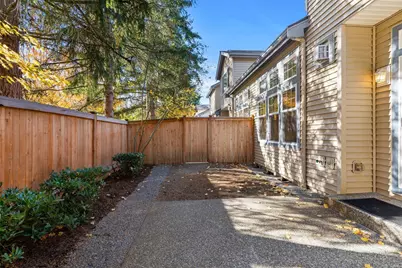 4627 NE 6th Court #4627, Renton, WA 98059 - Photo 31